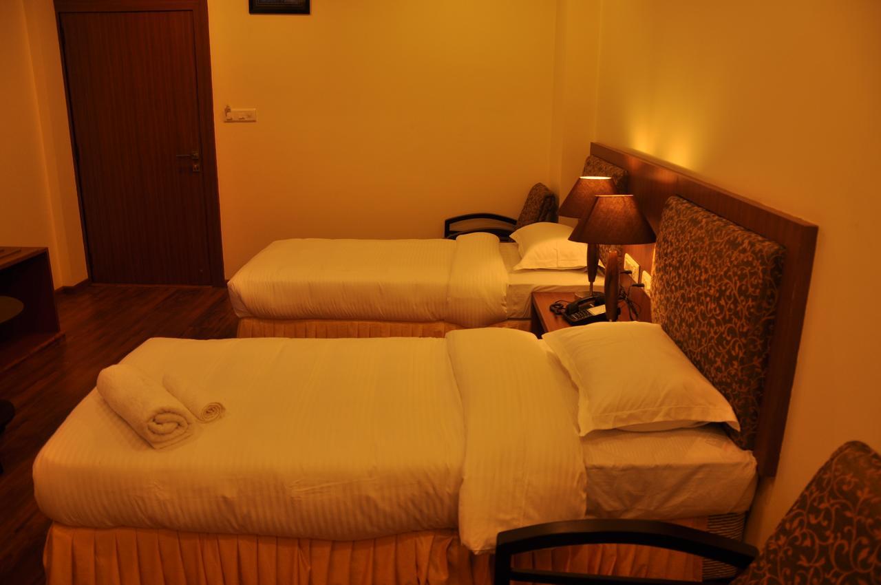 קוטה Hotel The Uday Regency מראה חיצוני תמונה